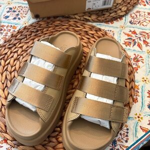 UGG Women's Tan Goldenglow Slides